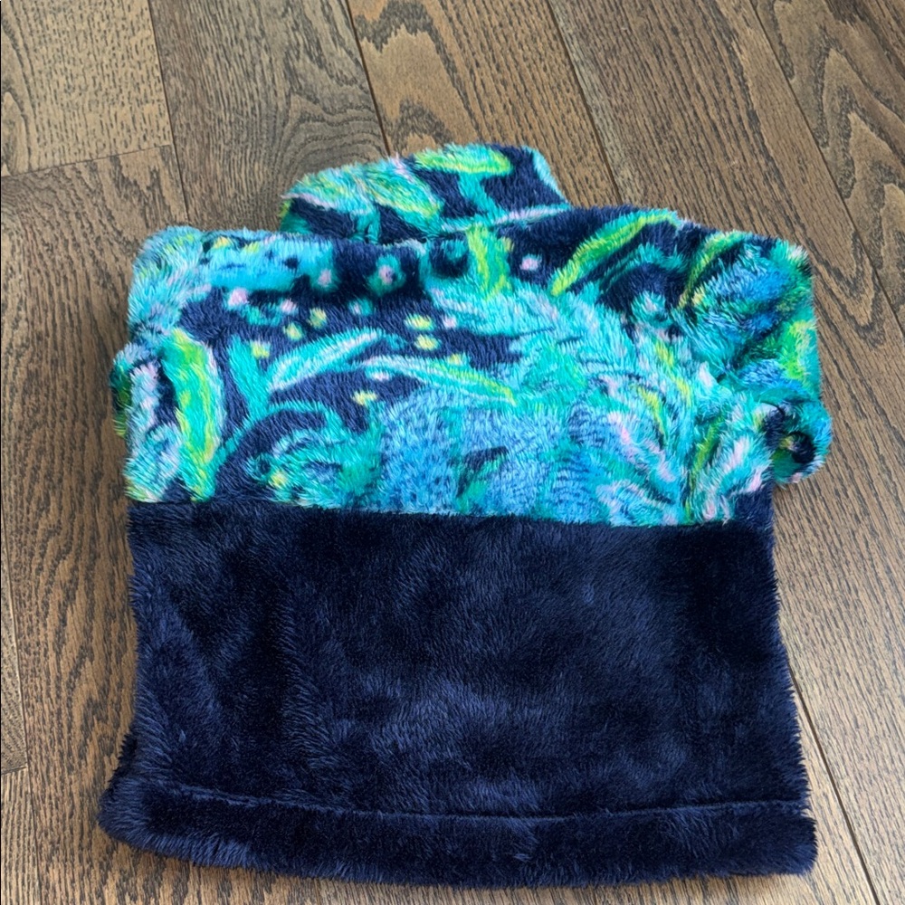 Lilly Pulitzer Kids Fuzzy half zipSweatshirt Blue Green l 2-3T xs toddler nwt - Picture 10 of 11